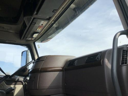 Volvo VNL