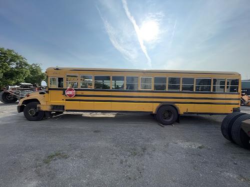 BLUE BIRD COMMERCIAL BUS