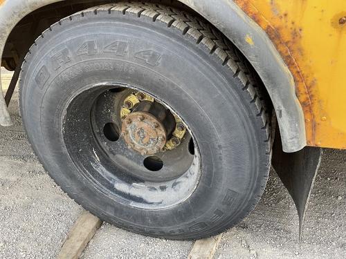 BLUE BIRD COMMERCIAL BUS