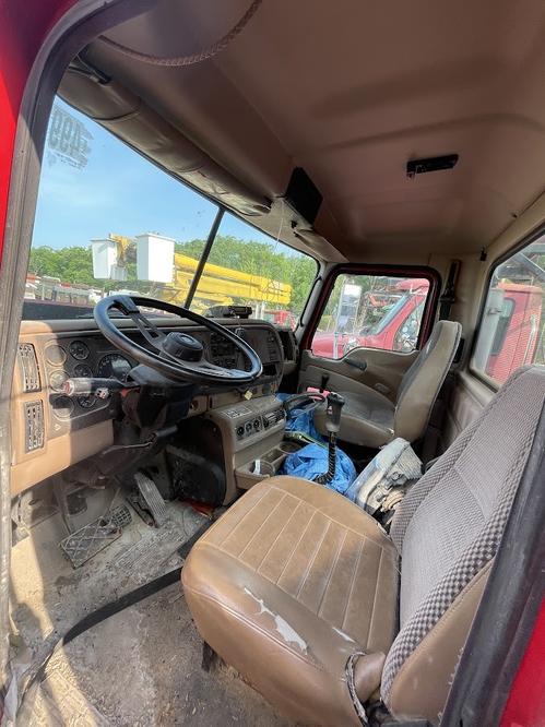MACK CV713 GRANITE