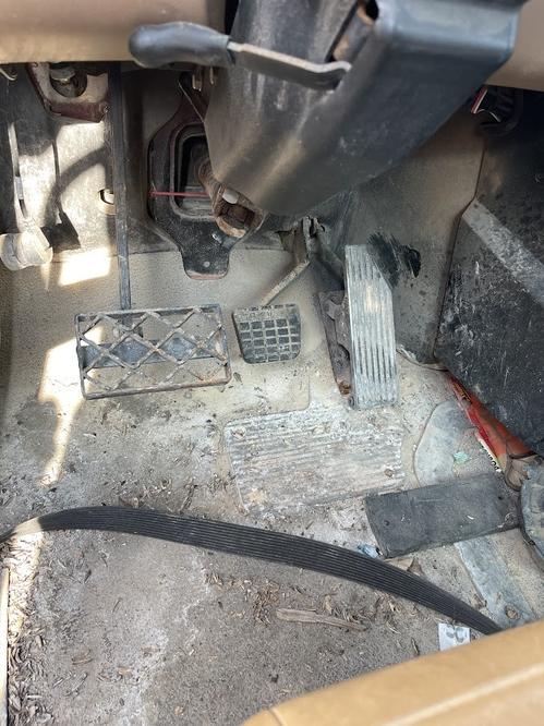 MACK CV713 GRANITE