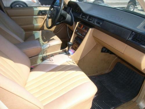 MERCEDES-BENZ MERCEDES 300E