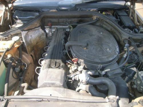 MERCEDES-BENZ MERCEDES 300E