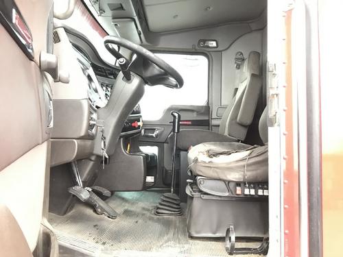 Kenworth T440