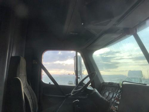 Freightliner COLUMBIA 120
