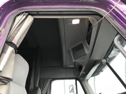 Freightliner COLUMBIA 120