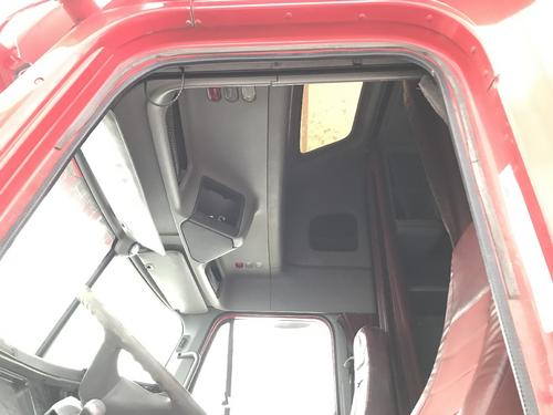 Freightliner COLUMBIA 120