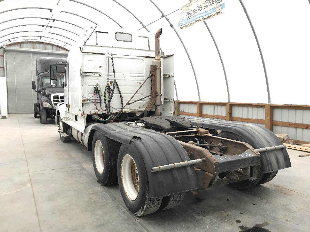 Volvo VNL