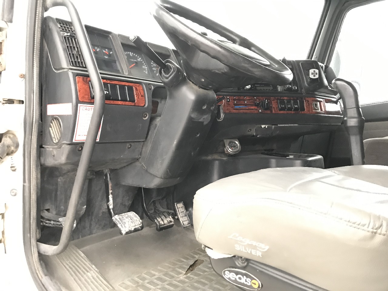 Volvo VNL
