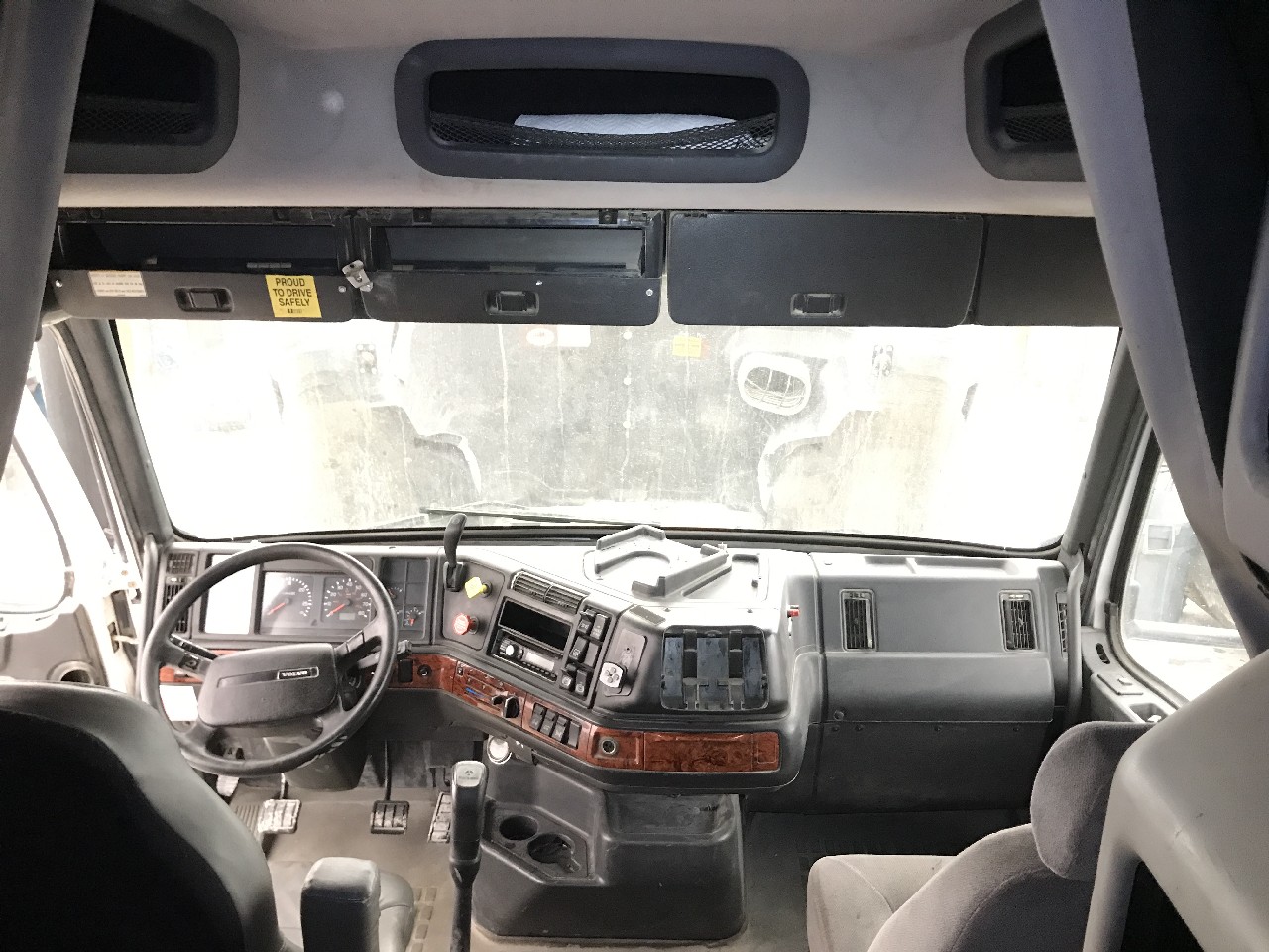 Volvo VNL