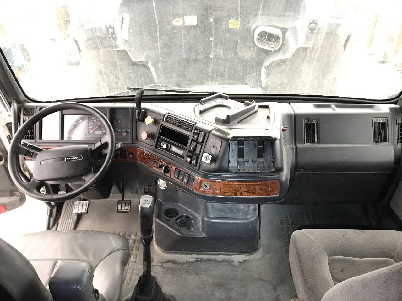 Volvo VNL