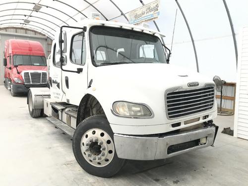 Freightliner M2 106