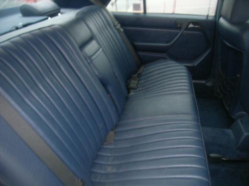 MERCEDES-BENZ MERCEDES 300E