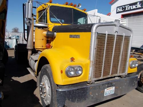 KENWORTH W900