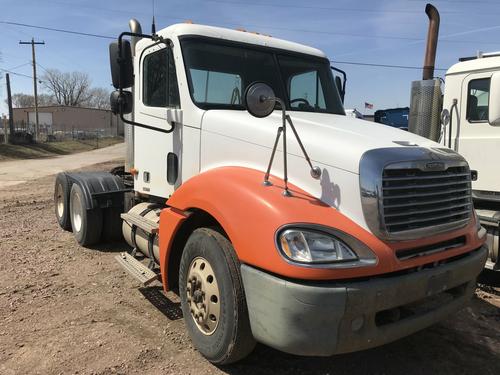 Freightliner COLUMBIA 120