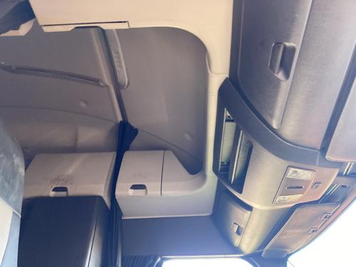 Freightliner CASCADIA