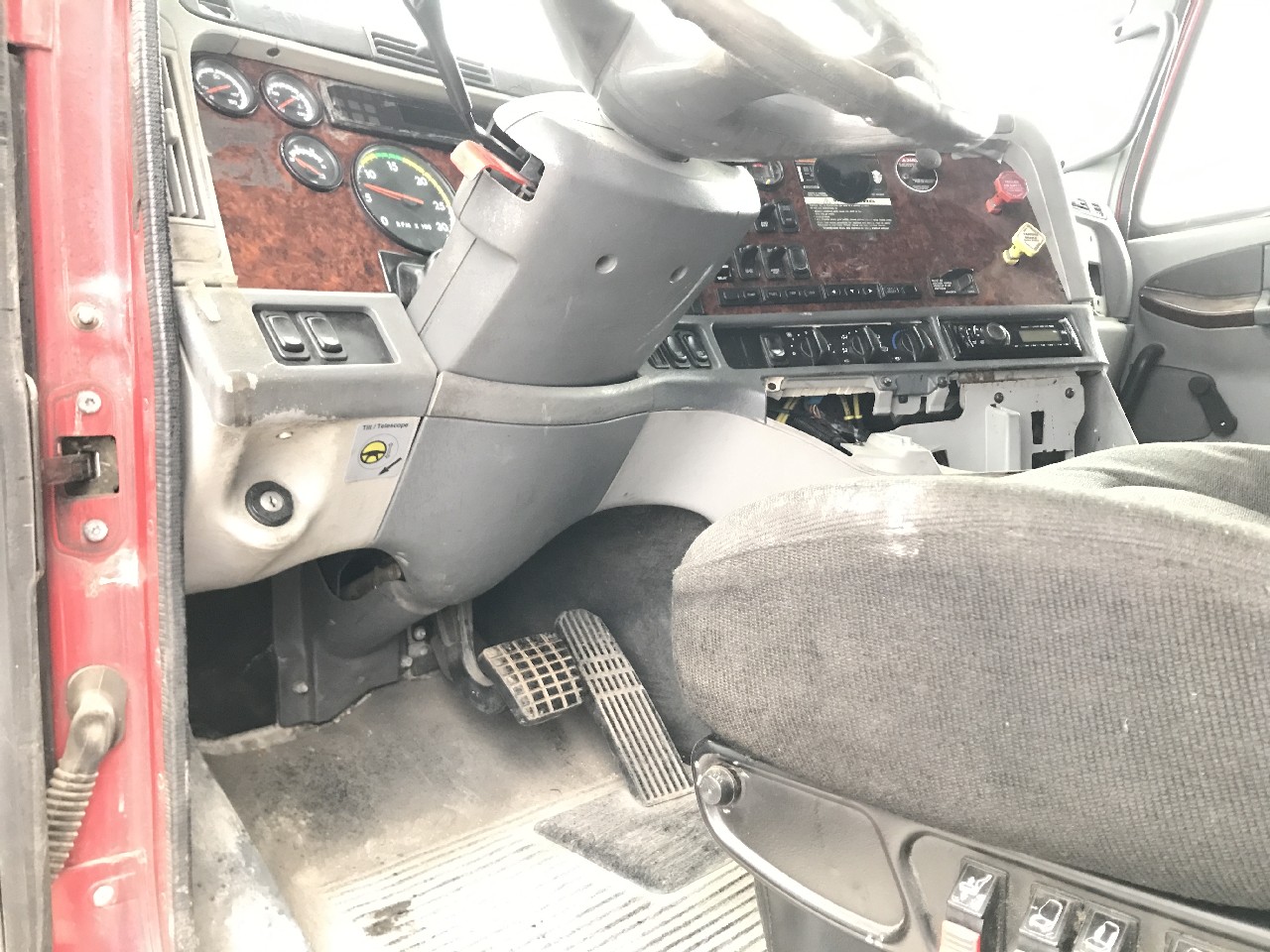 Freightliner C120 CENTURY