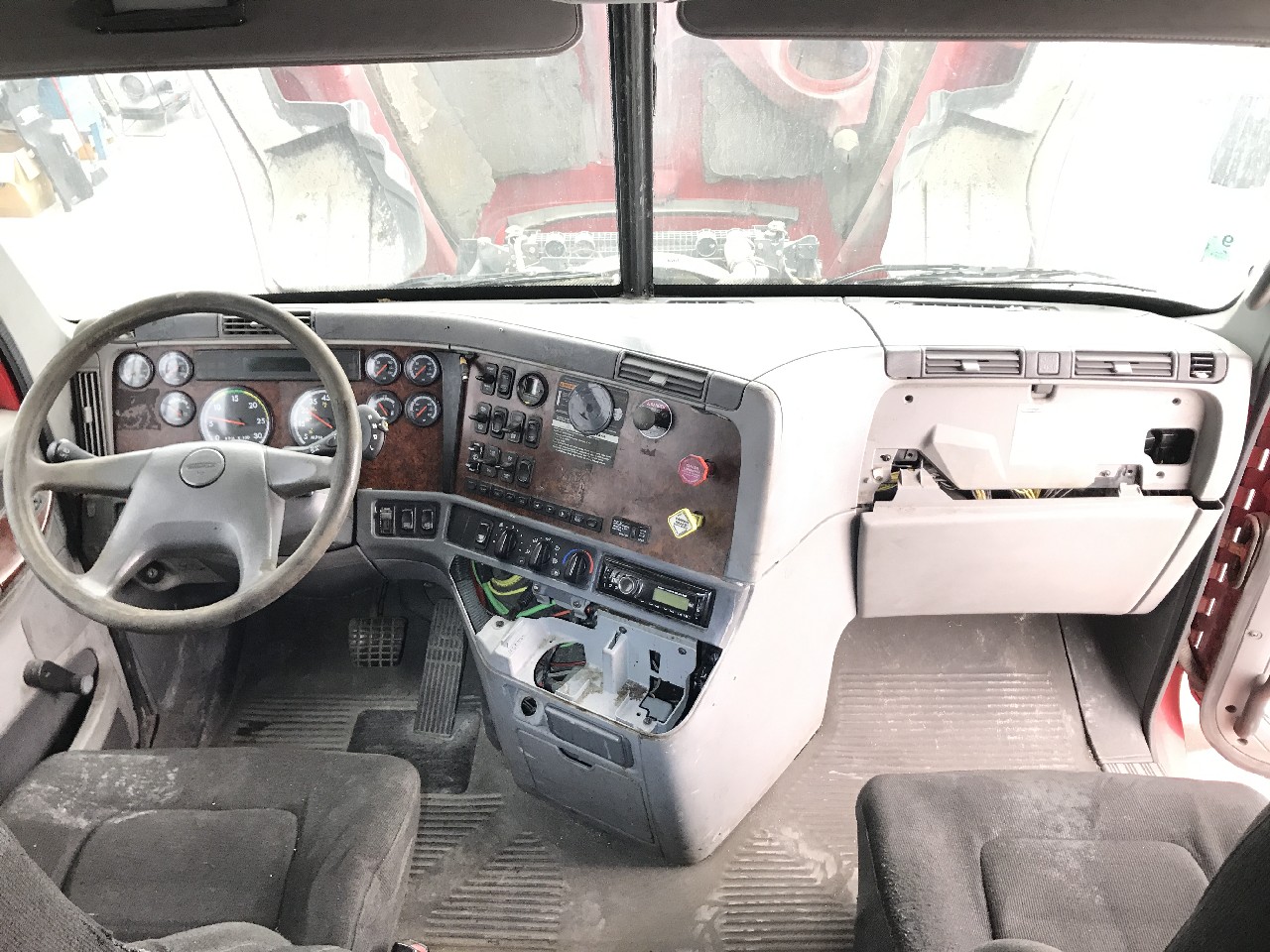 Freightliner C120 CENTURY
