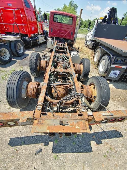 INTERNATIONAL 7600