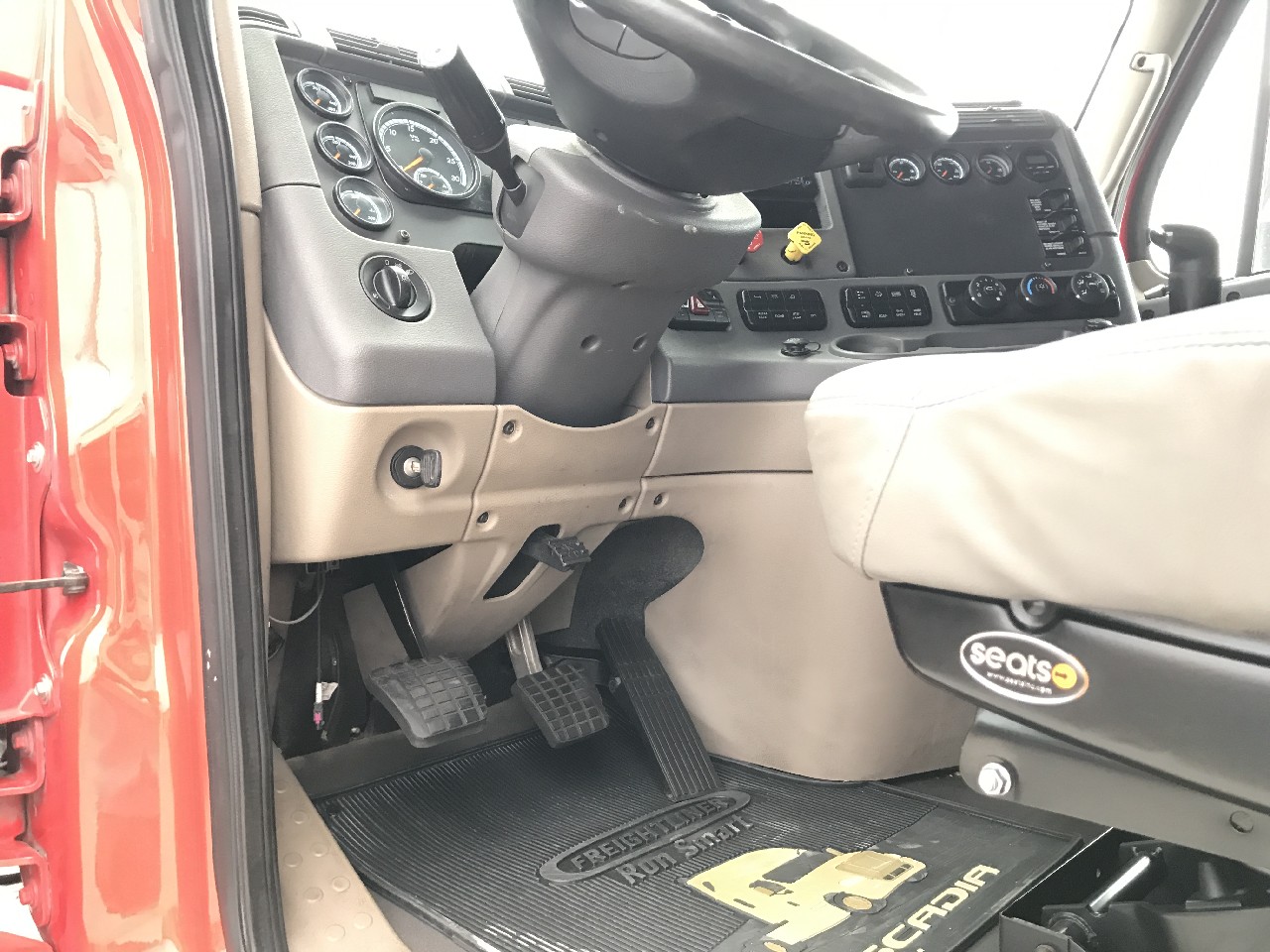 Freightliner CASCADIA