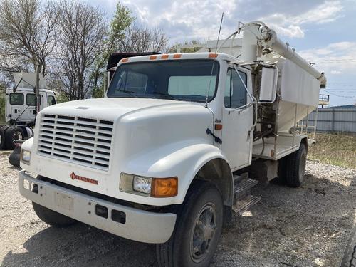 International 4900