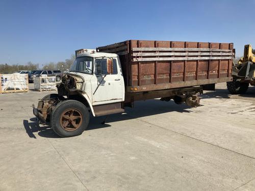 International 1600 LOADSTAR