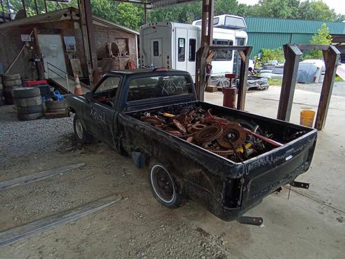TOYOTA TOYOTA PICKUP