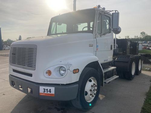 Freightliner FL112