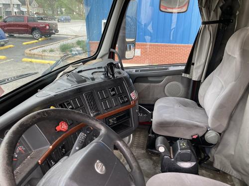 Volvo VNL
