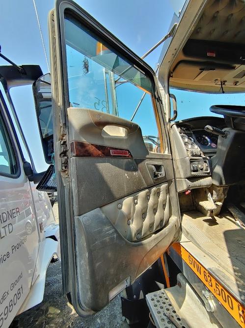 KENWORTH W900L
