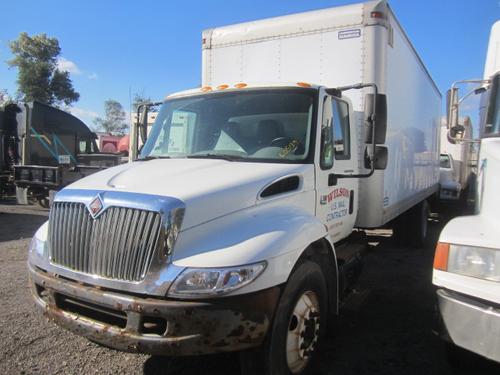 INTERNATIONAL 4300