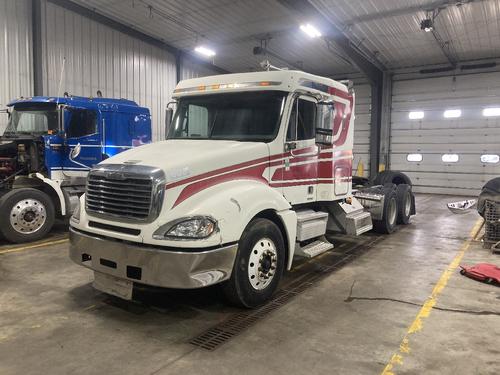 Freightliner COLUMBIA 120