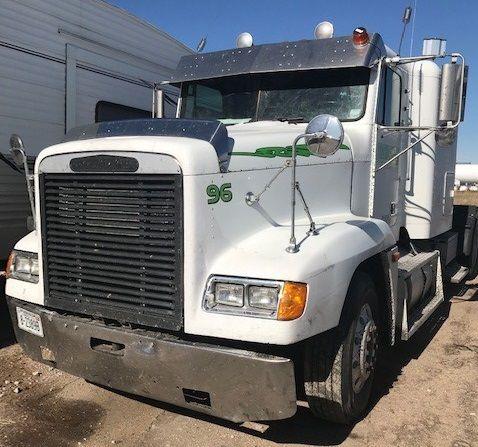 FREIGHTLINER FLD120