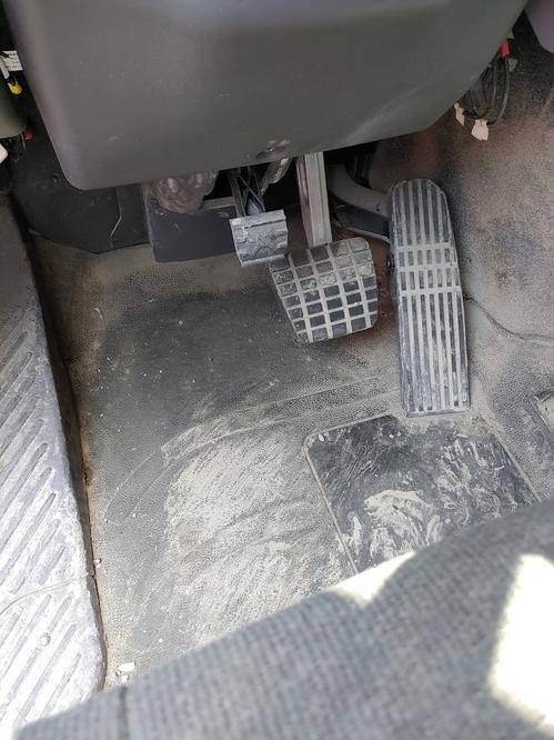 FREIGHTLINER COLUMBIA 120