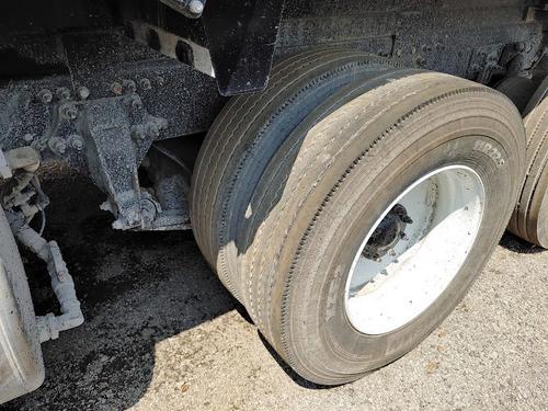 FREIGHTLINER COLUMBIA 120