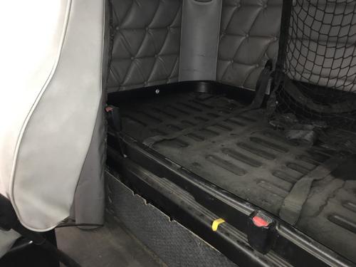 Freightliner COLUMBIA 120