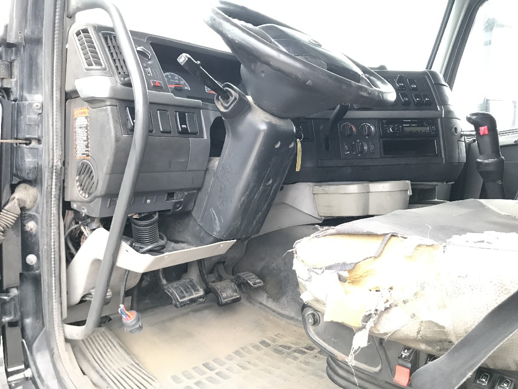 Volvo VNL