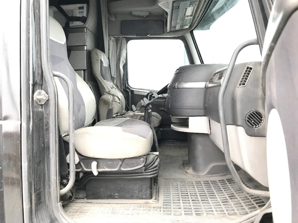Volvo VNL