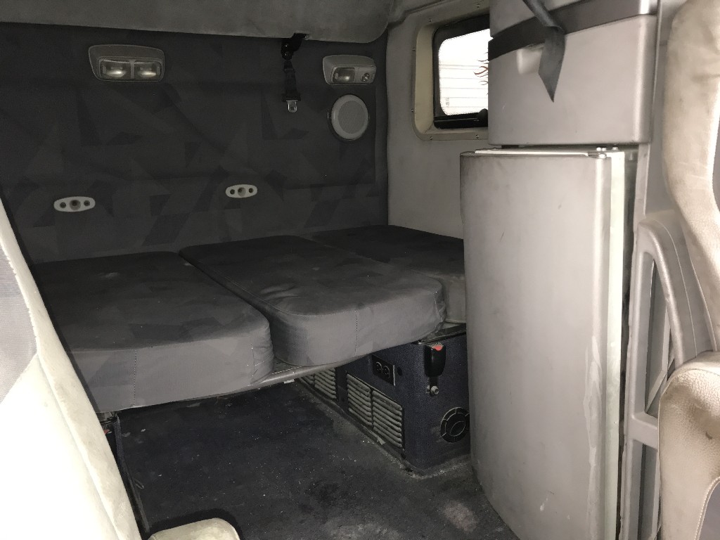 Volvo VNL