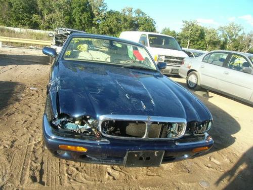 JAGUAR XJ8