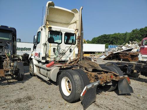 FREIGHTLINER CASCADIA 113BBC