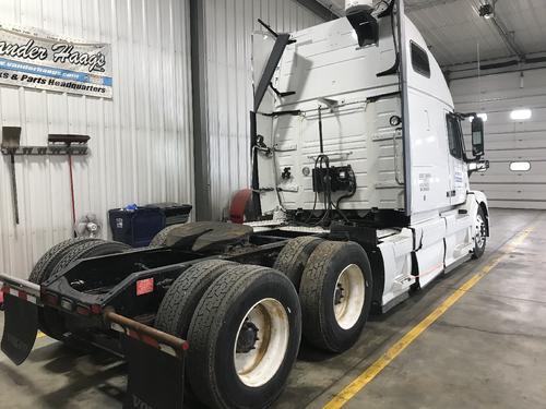 Volvo VNL
