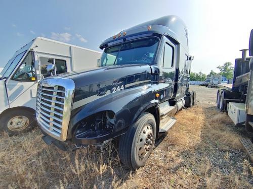 FREIGHTLINER CASCADIA