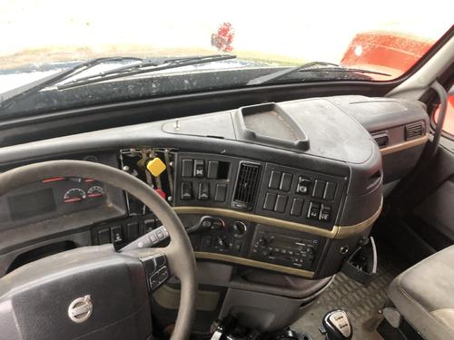 Volvo VNL