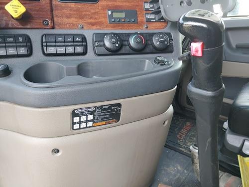 FREIGHTLINER CASCADIA