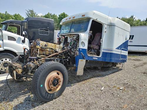 FREIGHTLINER FLD132 XL CLASSIC