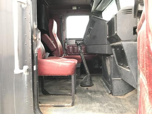 Freightliner FLD120
