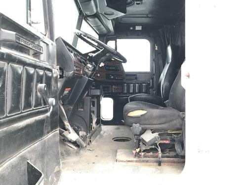 Freightliner FLD120