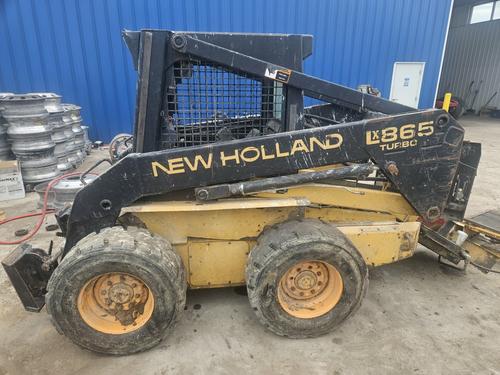 New Holland LX865