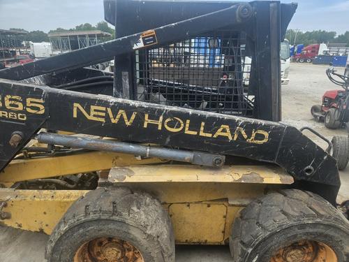 New Holland LX865